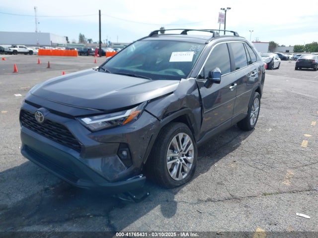 2T3C1RFV0SW380344 Toyota Rav4 Xle Premium