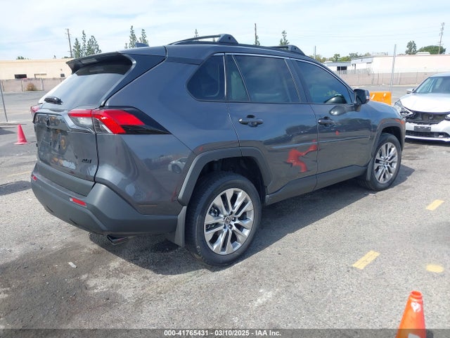 2T3C1RFV0SW380344 Toyota Rav4 Xle Premium