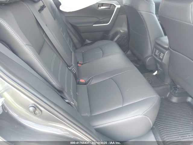 2T3C1RFV0SW380344 Toyota Rav4 Xle Premium