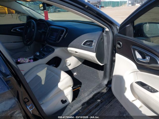 1C3CCCCB3FN575678 Chrysler 200 C