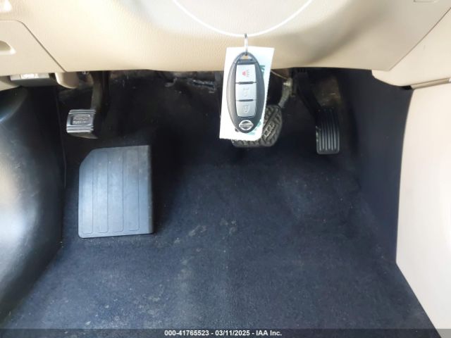 5N1DR2MN5HC684106 Nissan Pathfinder S