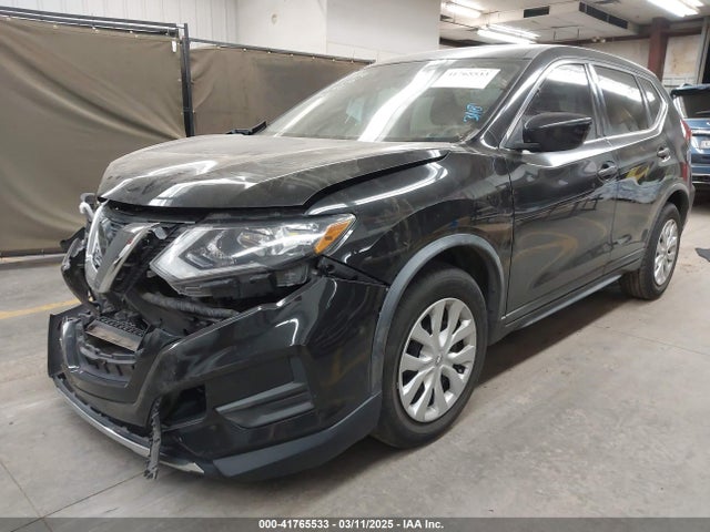 Nissan ROGUE S 2018 KNMAT2MT2JP600930 Image 2