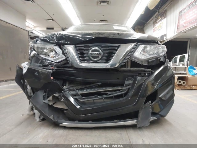 Nissan ROGUE S 2018 KNMAT2MT2JP600930 Image 6