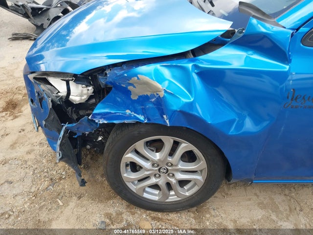 3MYDLBYV8HY194834 Toyota YARIS IA