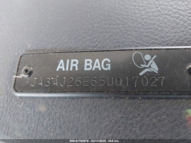 2005 MITSUBISHI LANCER JA3AJ26E65U017027 Photo 8