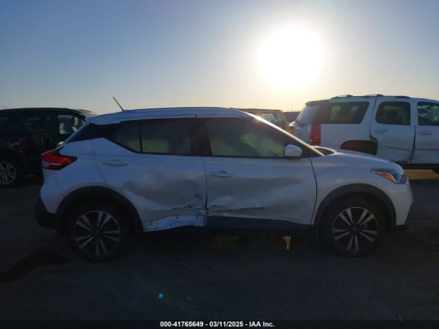 3N1CP5CU1KL546903 Nissan KICKS SV