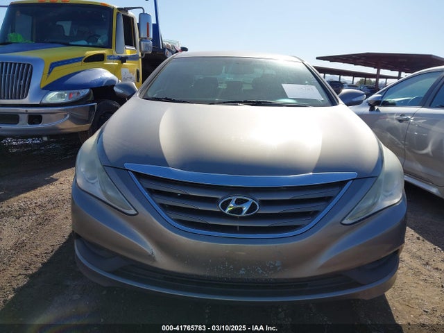 5NPEB4AC4EH916853 Hyundai SONATA GLS