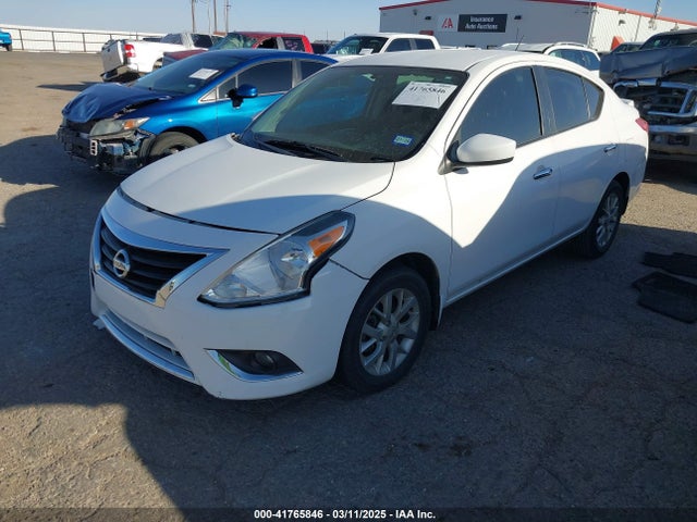 3N1CN7AP8HL816572 Nissan Versa 1.6 Sv