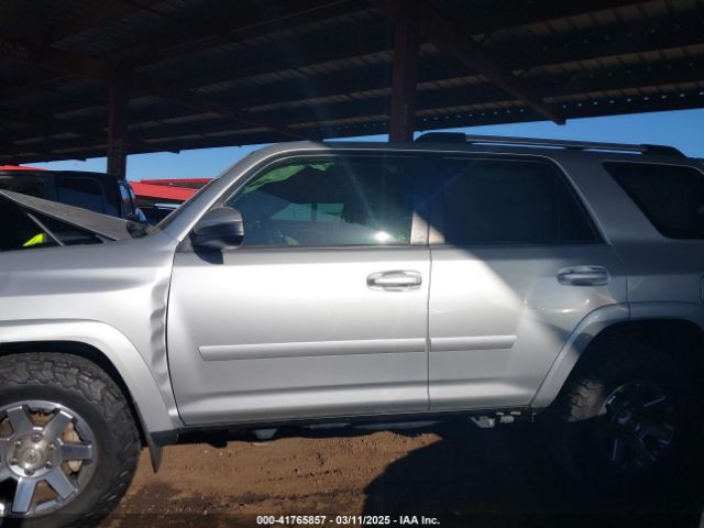 JTEBU5JR0F5267797 Toyota 4runner Trail