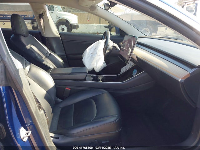 2018 TESLA MODEL 3 5YJ3E1EA4JF011799 Photo 4
