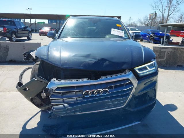 WA1BNAFY8J2107696 Audi Q5 2.0t Premium/2.0t Tech Premium