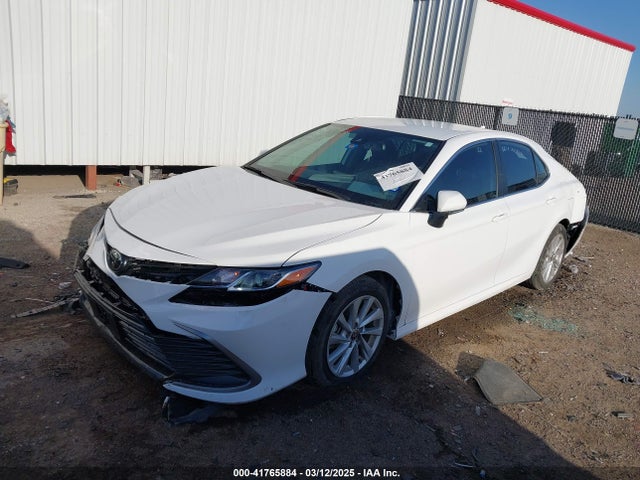 4T1R11AK8RU883342 Toyota CAMRY LE