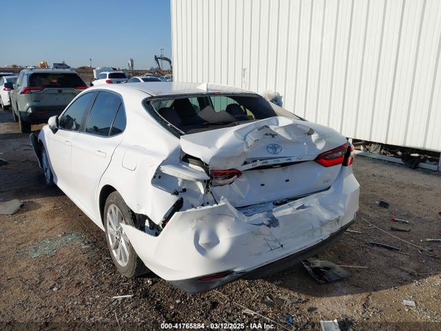 4T1R11AK8RU883342 Toyota CAMRY LE