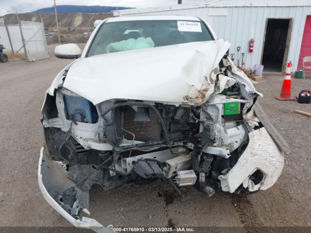 3TMCZ5AN8HM077203 Toyota Tacoma Trd Off Road