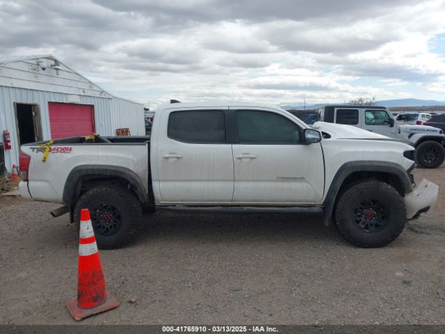 3TMCZ5AN8HM077203 Toyota Tacoma Trd Off Road