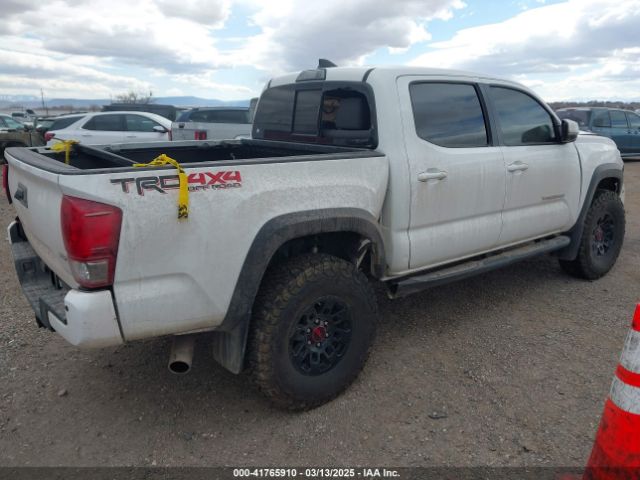 3TMCZ5AN8HM077203 Toyota Tacoma Trd Off Road