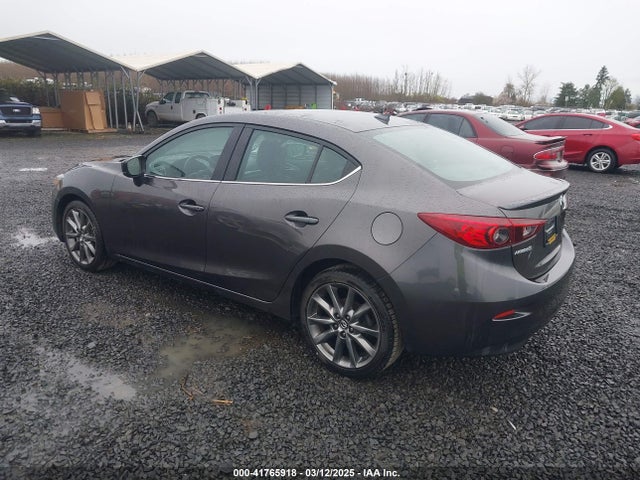 3MZBN1V35JM260571 Mazda py