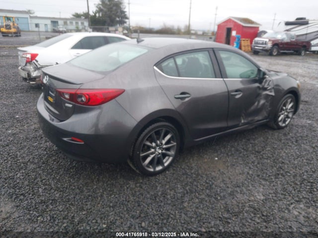 3MZBN1V35JM260571 Mazda py