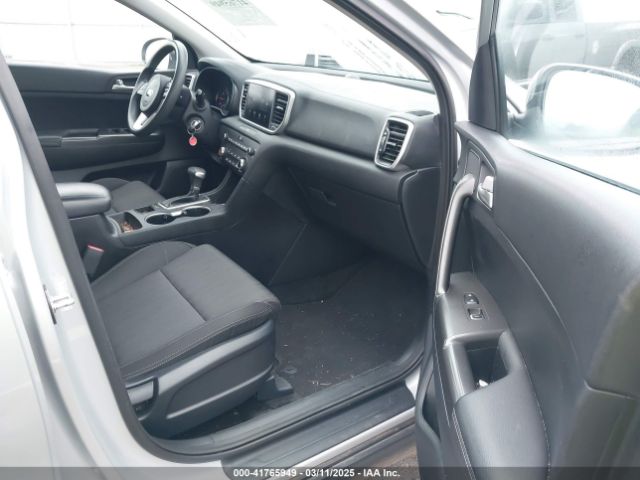 KNDPMCAC6N7963867 KIA Sportage Lx