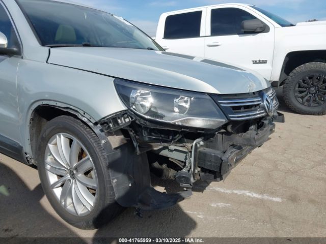 WVGBV7AX2FW579797 Volkswagen TIGUAN SE