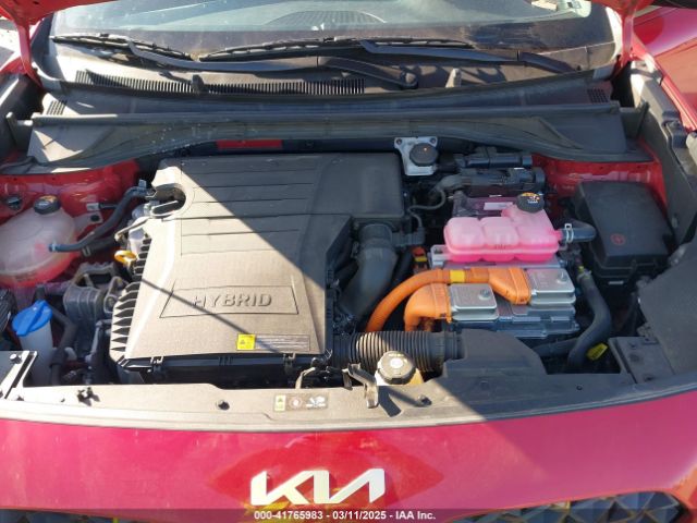 KNDCB3LC9N5541086 KIA Niro Lxs