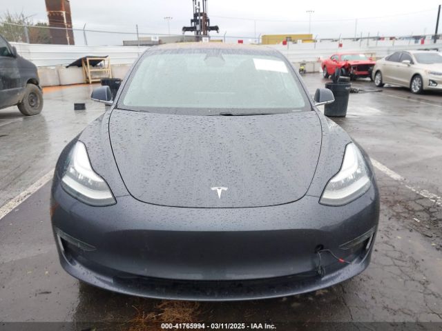 5YJ3E1EB7JF114305 Tesla Model 3 Long Range/performance
