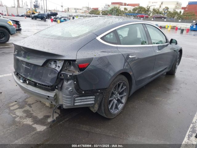 5YJ3E1EB7JF114305 Tesla Model 3 Long Range/performance