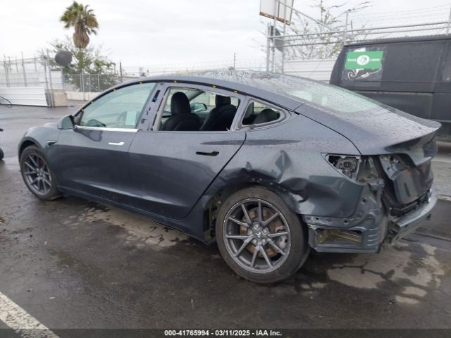 5YJ3E1EB7JF114305 Tesla Model 3 Long Range/performance