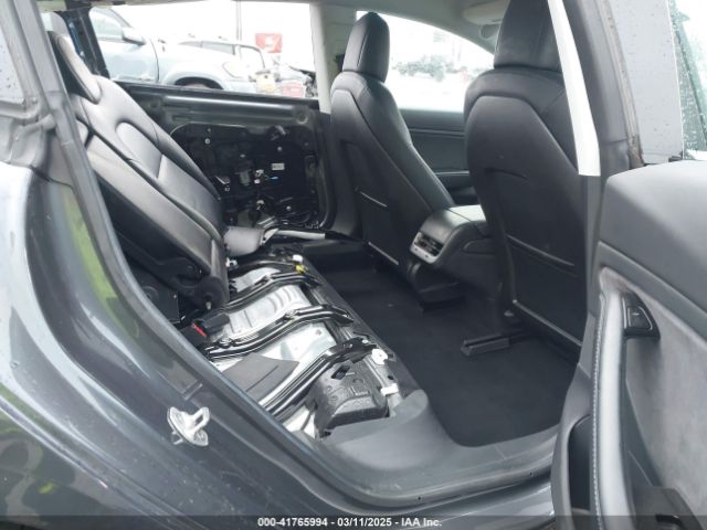 5YJ3E1EB7JF114305 Tesla Model 3 Long Range/performance