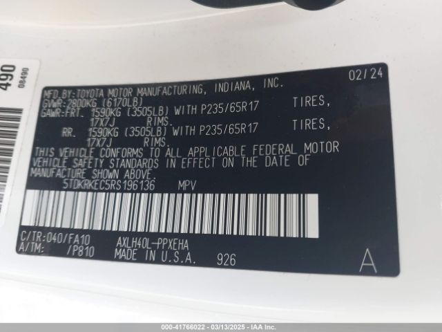5TDKRKEC5RS196136 Toyota SIENNA LE