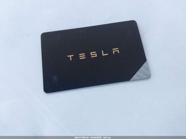 2023 TESLA MODEL Y 7SAYGDEE2PF686311 Photo 10
