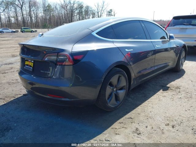 2018 TESLA MODEL 3 5YJ3E1EB1JF093175 Photo 3