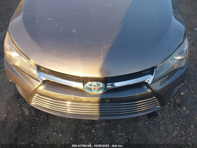 Продаж на аукціоні авто 2015 Toyota Camry Hybrid Le, vin: 4T1BD1FK1FU143614, номер лоту: 41766165