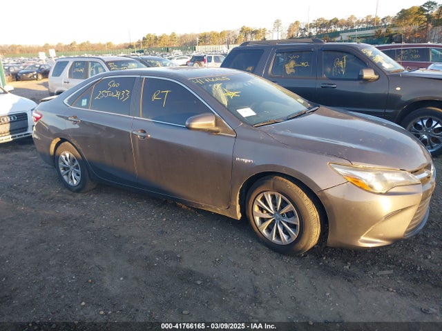 Продаж на аукціоні авто 2015 Toyota Camry Hybrid Le, vin: 4T1BD1FK1FU143614, номер лоту: 41766165