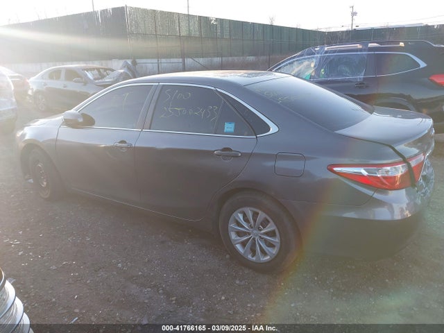 Продаж на аукціоні авто 2015 Toyota Camry Hybrid Le, vin: 4T1BD1FK1FU143614, номер лоту: 41766165