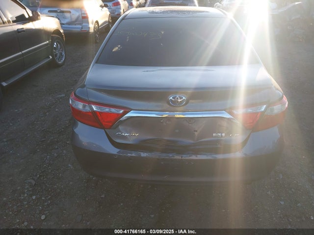 Продаж на аукціоні авто 2015 Toyota Camry Hybrid Le, vin: 4T1BD1FK1FU143614, номер лоту: 41766165