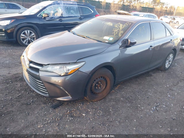 Продаж на аукціоні авто 2015 Toyota Camry Hybrid Le, vin: 4T1BD1FK1FU143614, номер лоту: 41766165