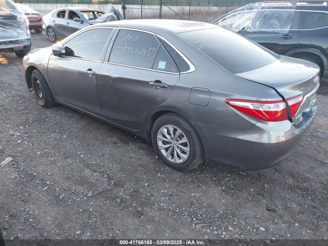 Продаж на аукціоні авто 2015 Toyota Camry Hybrid Le, vin: 4T1BD1FK1FU143614, номер лоту: 41766165