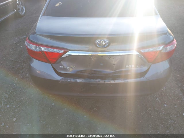 Продаж на аукціоні авто 2015 Toyota Camry Hybrid Le, vin: 4T1BD1FK1FU143614, номер лоту: 41766165