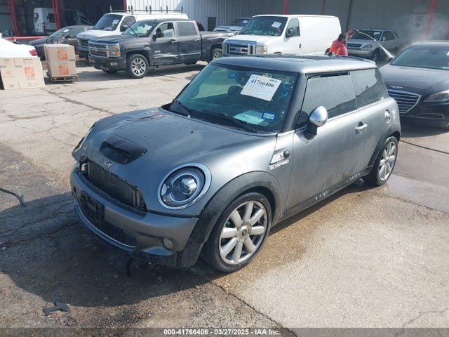 2009 MINI COOPER S WMWMF73509TW86792 Photo 1