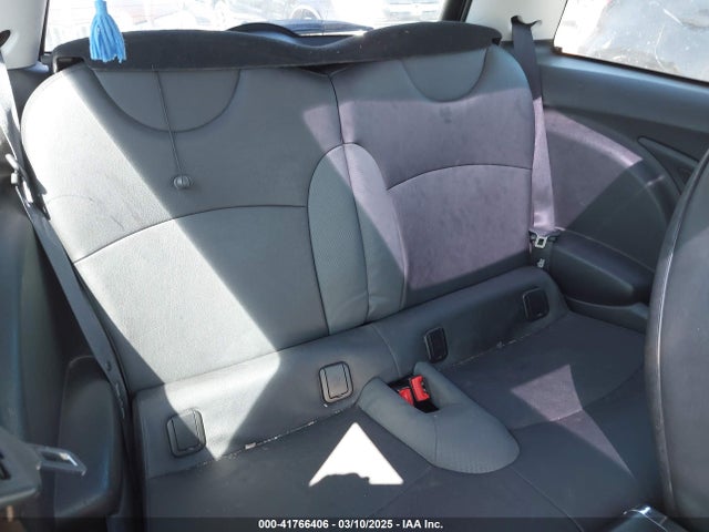 2009 MINI COOPER S WMWMF73509TW86792 Photo 7