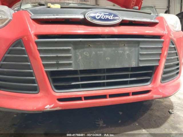 1FADP3K26EL392992 Ford FOCUS SE