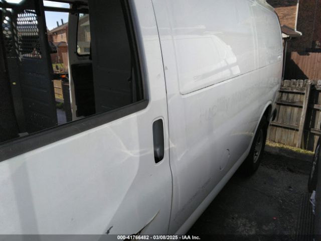 1GCWGFBA3E1171079 Chevrolet Express 2500 Work Van