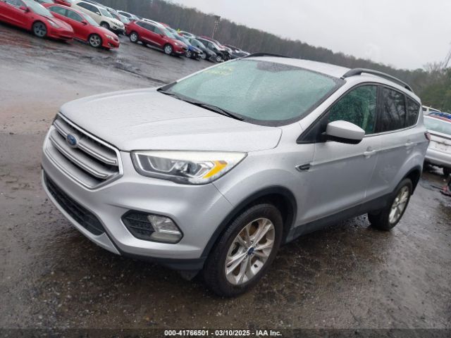 1FMCU0GD2HUE84747 Ford ESCAPE SE