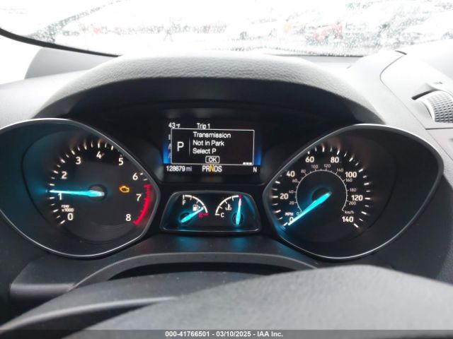 1FMCU0GD2HUE84747 Ford ESCAPE SE