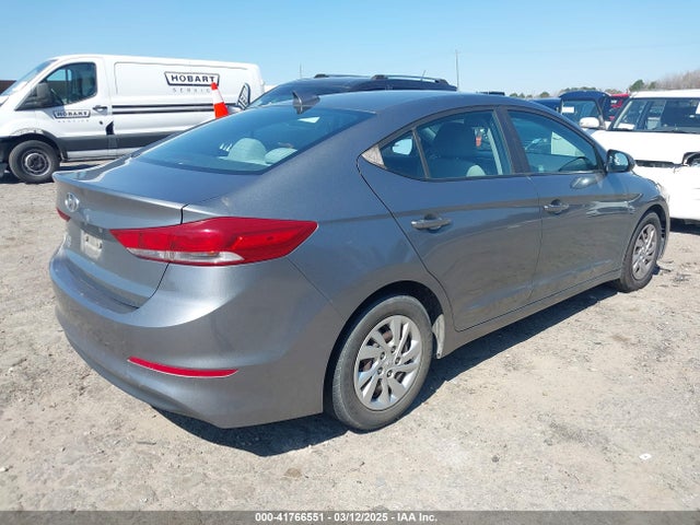 Hyundai ELANTRA SE 2017 KMHD74LF2HU099148 Image 4