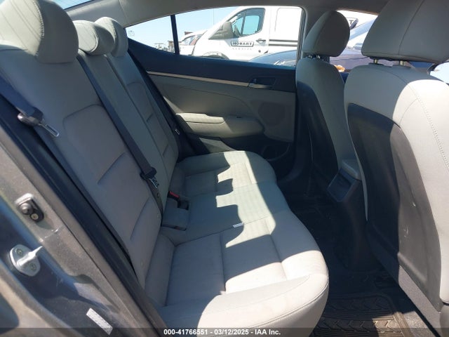 Hyundai ELANTRA SE 2017 KMHD74LF2HU099148 Image 8