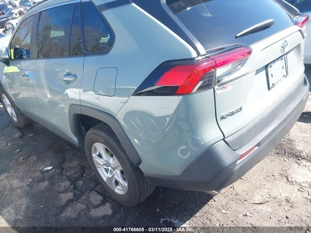 2T3W1RFV8LC082818 Toyota Rav4 Xle