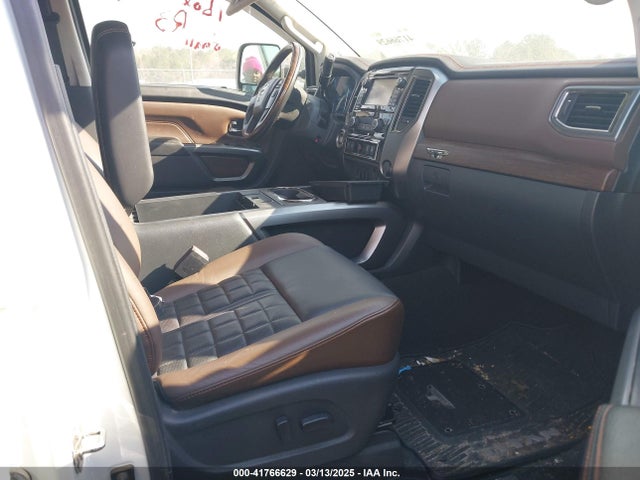 1N6BA1F22GN509568 Nissan Titan Xd Platinum Reserve Diesel