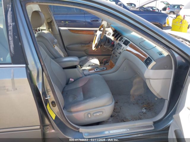 2005 LEXUS ES 330 JTHBA30G255136742 Photo 4
